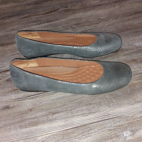 Walking cradles gray leather ballet flats Snakeskin Print Sz 12 EUC worn once - Picture 5 of 5